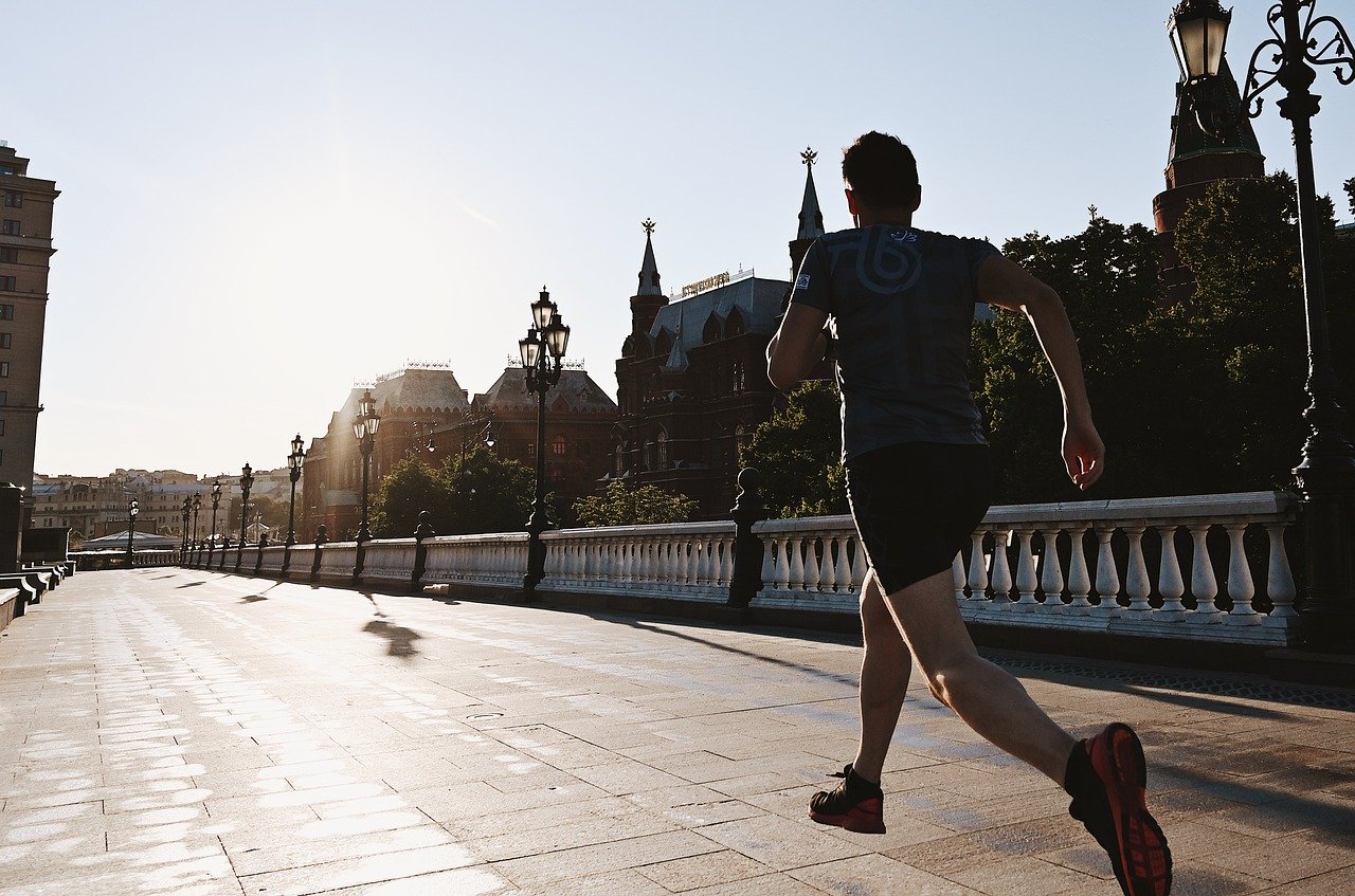 running, moscow, the kremlin
